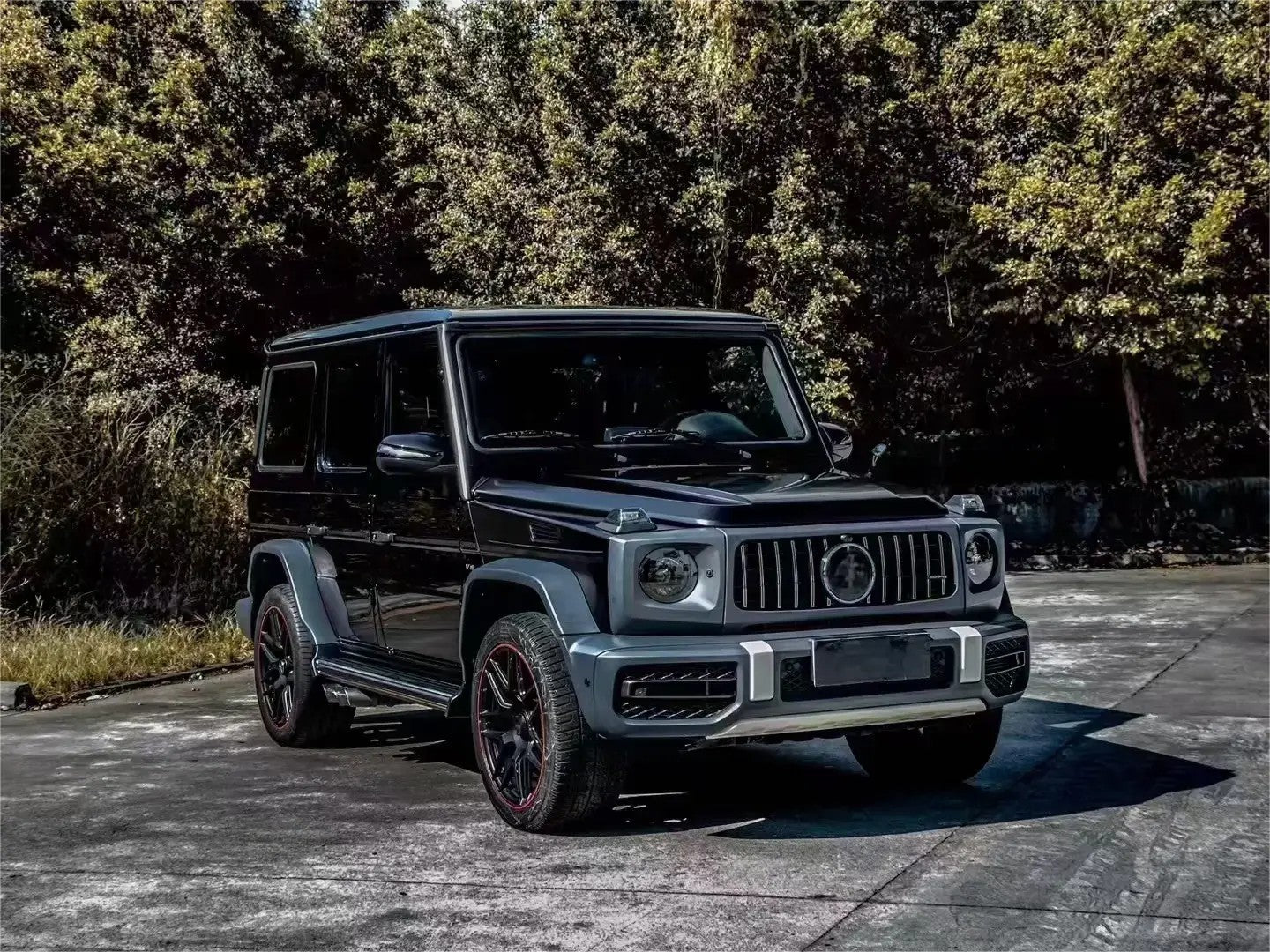 Body kit for Mercedes Benz G Class W463 2002-2018 Upgrade W464 W465 BRABUS/G63 Auto Body Kit Front & Rear Bumper LED Headlight