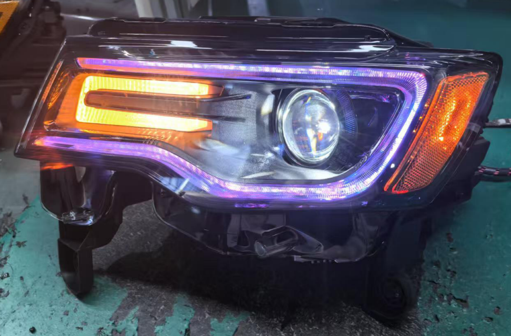 For Jeep Grand Cherokee 2011-2023 Upgrade to SRT-8 Body Kit with OEM Quality LED Headlight Bumper Grill Car Accessories Hood Wide Bodyt